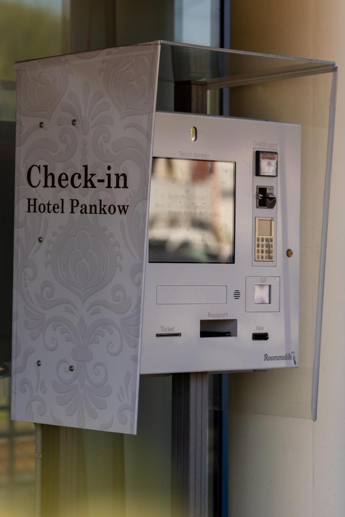 Hotel Pankow Berlino Esterno foto